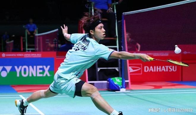 在他眼中 在他眼中