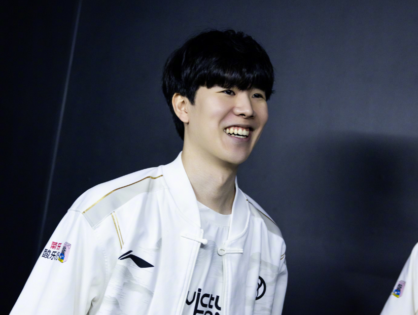 感到意外 感到意外