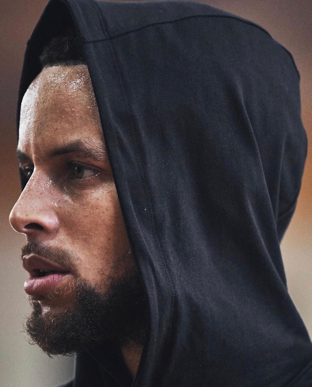 面对强硬外 面对强硬外